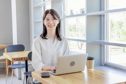 tokyo_salary�����s��ΊŌ�t���N��